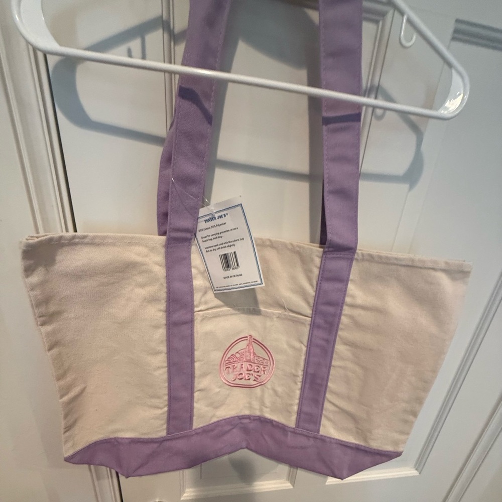 NWT Trader’s Joe’s Cream and Lavender Canvas Large Tote Bag - Picture 4 of 8